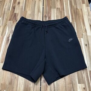 Nike Tech Fleece Shorts Mens 2XL Black Sportswear Sweat Zipper Pockets 7" Inseam
